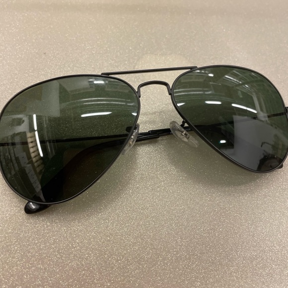 Ray-Ban Polarized Aviators - Picture 1 of 2